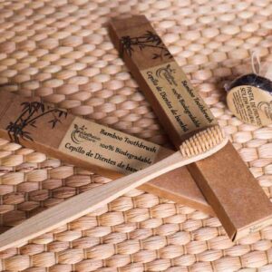 Cepillo de dientes de bambu