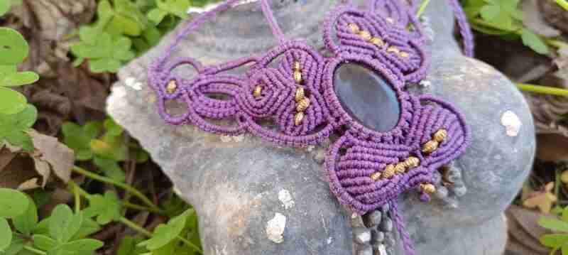 Collar Aset
