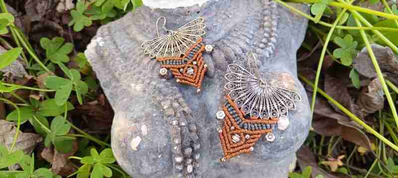 Pendientes Mama Wayra ocre