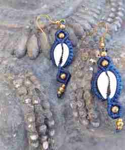 Alternative view of Pendientes Tritón Azul